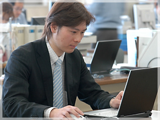 セールス 山崎直人